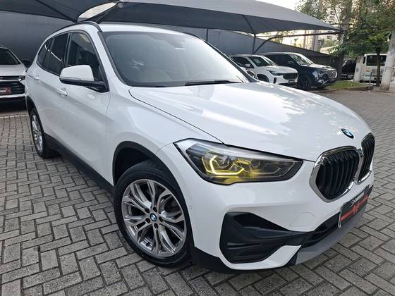 BMW X1 2.0 16V TURBO ACTIVEFLEX SDRIVE20I 4P AUTOMÁTICO BMW X1 2.0 16V TURBO ACTIVEFLEX SDRIVE20I 4P AUTOMÁTICO